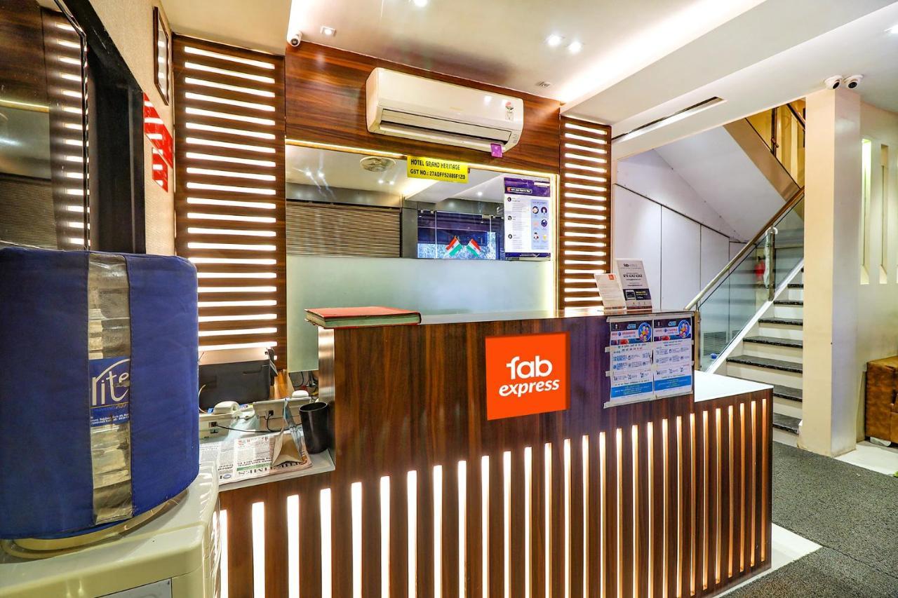 Fabhotel Grand Heritage - Nr Bkc Mumbai Exteriör bild
