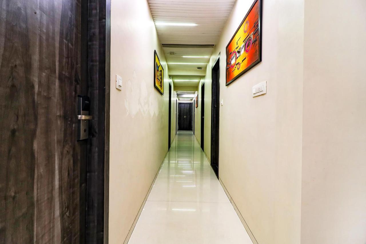 Fabhotel Grand Heritage - Nr Bkc Mumbai Exteriör bild